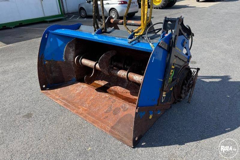 BM1600