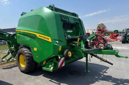 John Deere, V461R