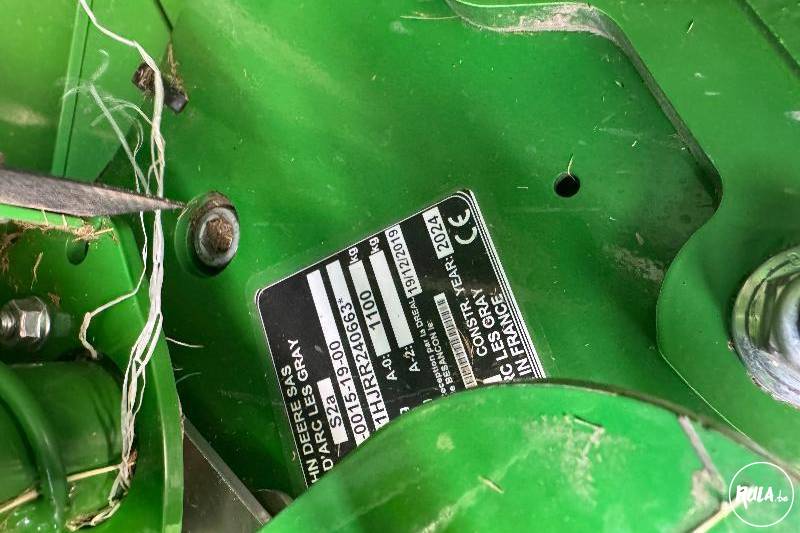 John Deere, V461R