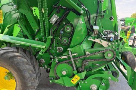 John Deere, V461R