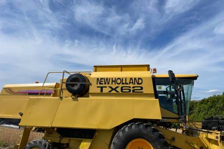 New Holland TX 62 