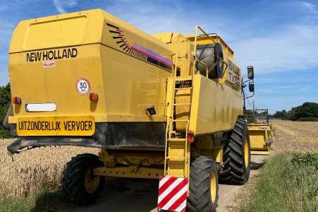 New Holland TX 62 