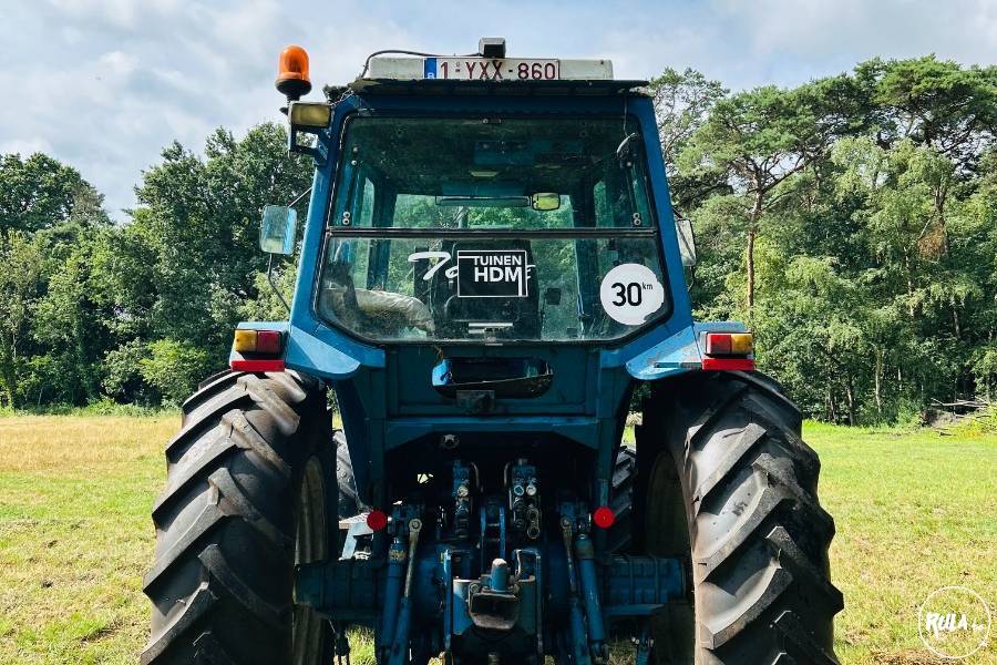 Ford 8210 II 