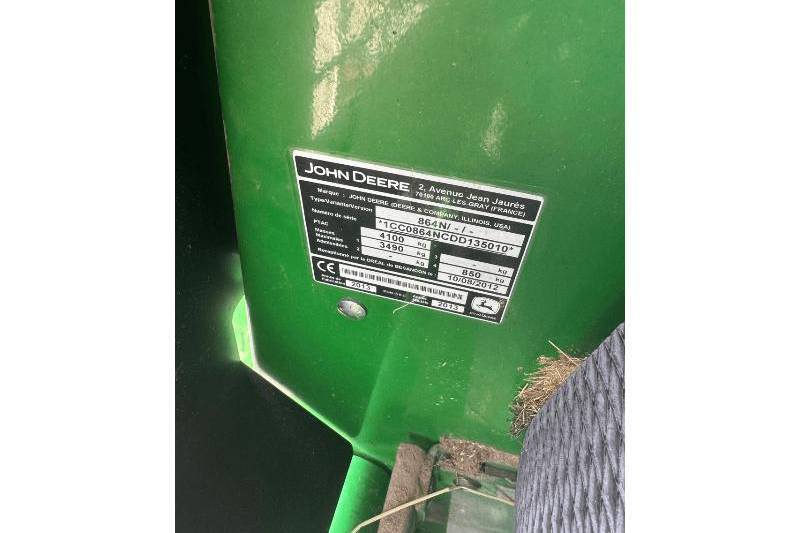 John Deere, 864