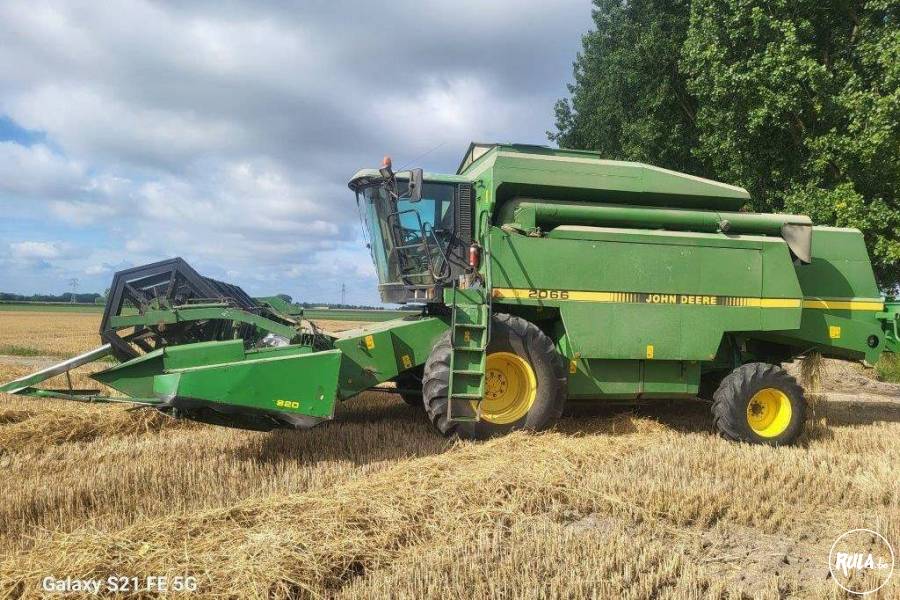JohnDeere 2066 maaidorser