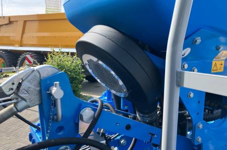Lemken Rubin 10 MR/300 + MultiHub 200 