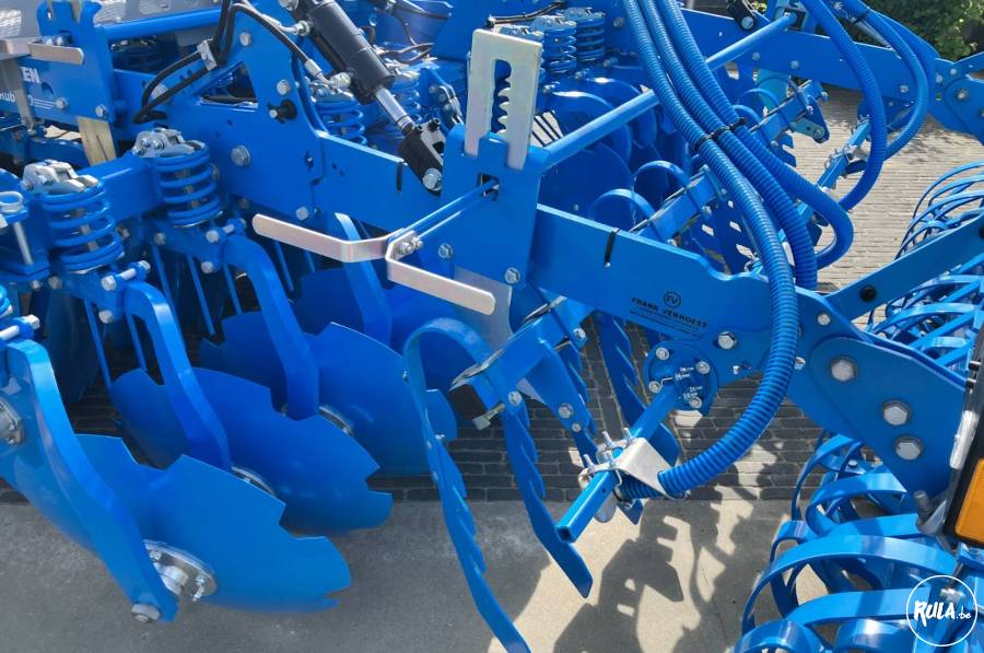 Lemken Rubin 10 MR/300 + MultiHub 200 