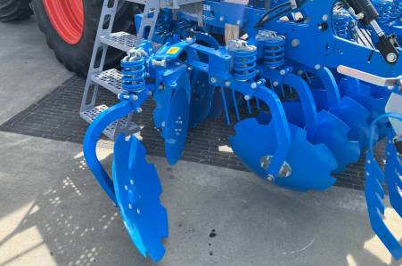 Lemken Rubin 10 MR/300 + MultiHub 200 