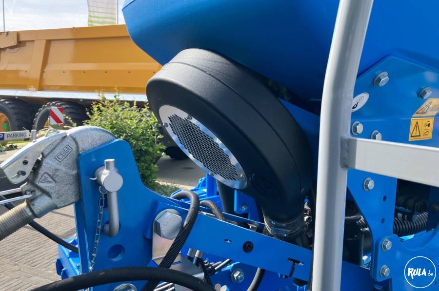 Lemken Rubin 10 MR/300 + MultiHub 200 