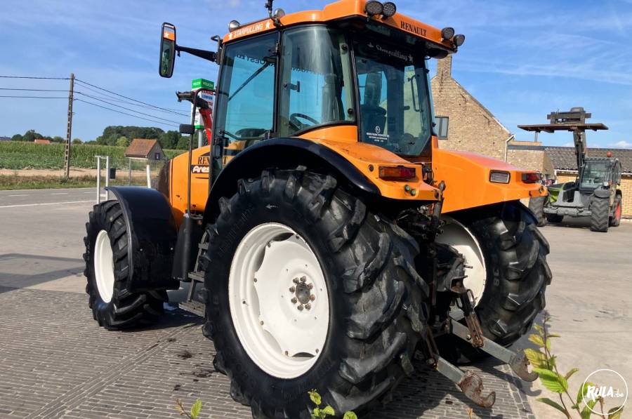Renault Ares 696 RZ Renault Ares 696 RZ
