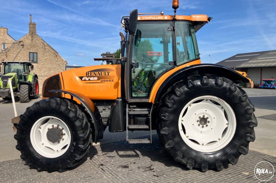 Renault Ares 696 RZ Renault Ares 696 RZ