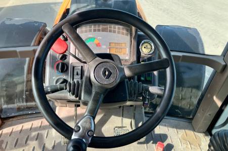 Renault Ares 696 RZ Renault Ares 696 RZ