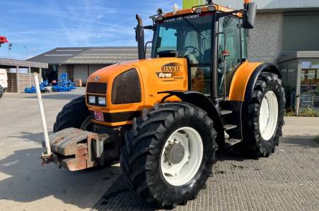 Renault Ares 696 RZ Renault Ares 696 RZ