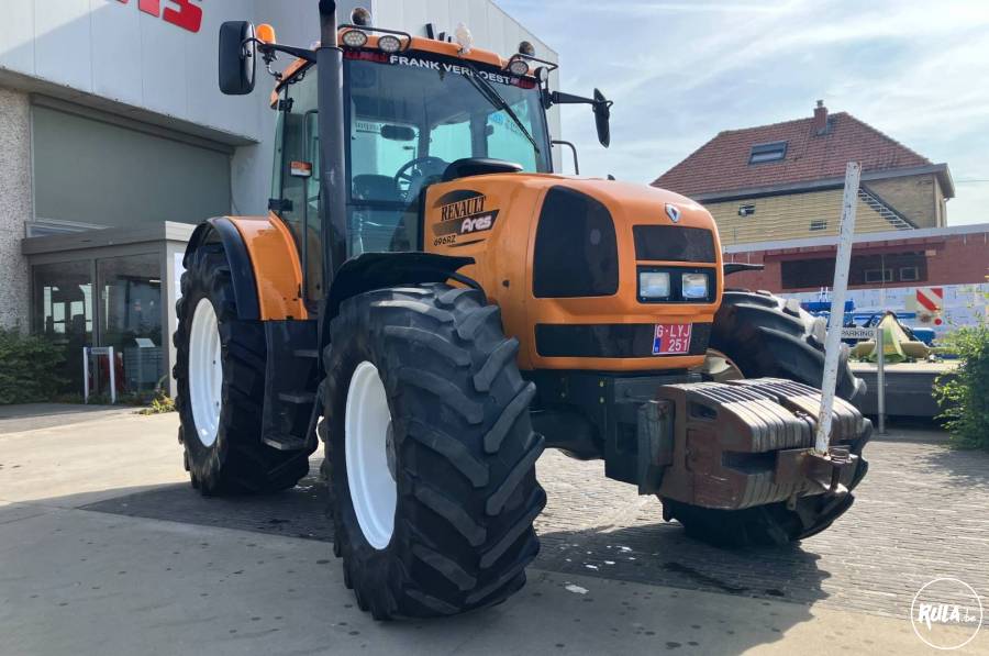Renault Ares 696 RZ Renault Ares 696 RZ