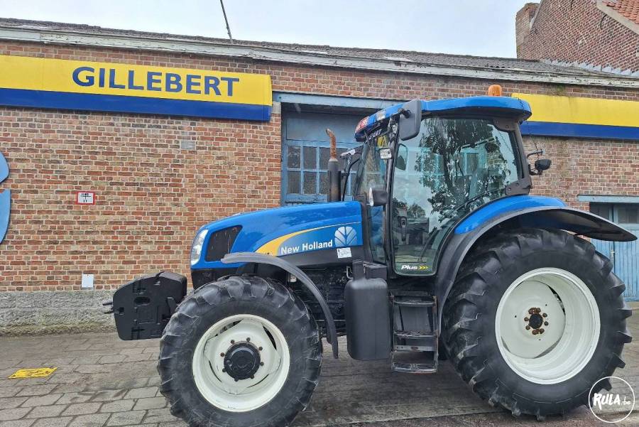 New Holland TS115A