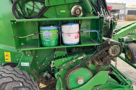 John Deere, V461M