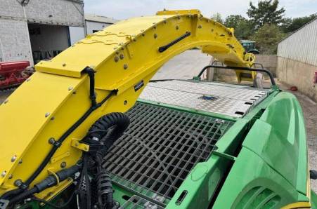 John Deere, 8400