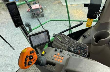 John Deere, 8400