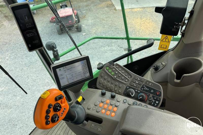 John Deere, 8400