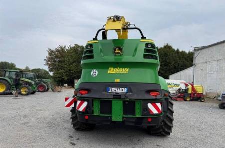 John Deere, 8400