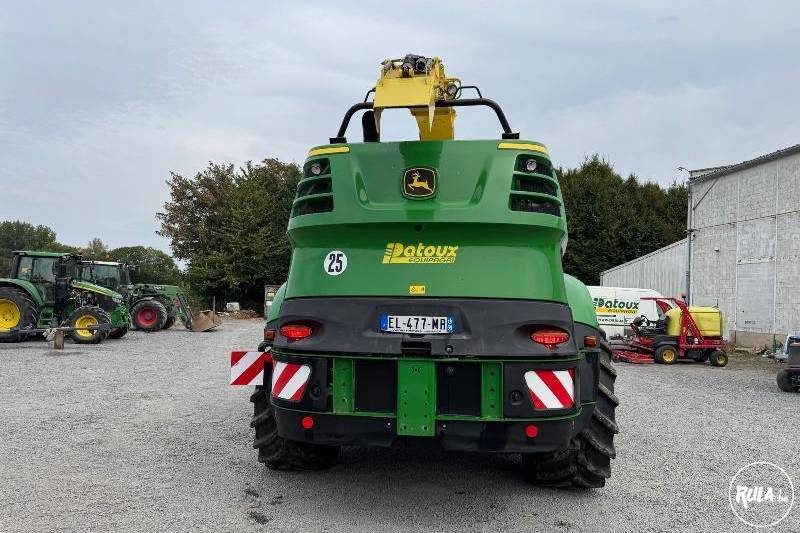 John Deere, 8400