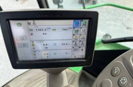 John Deere, 8400