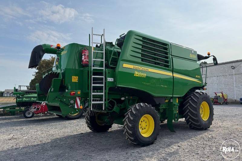 John Deere, W540