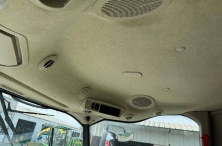 John Deere, W540