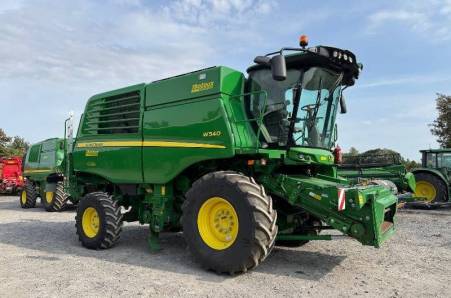 John Deere, W540