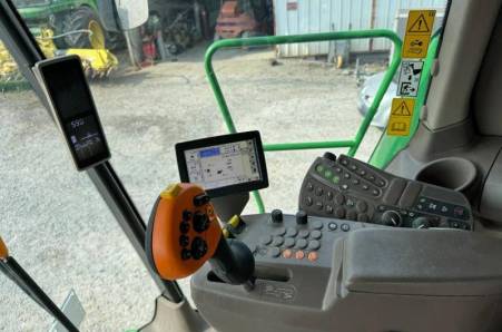 John Deere, W540