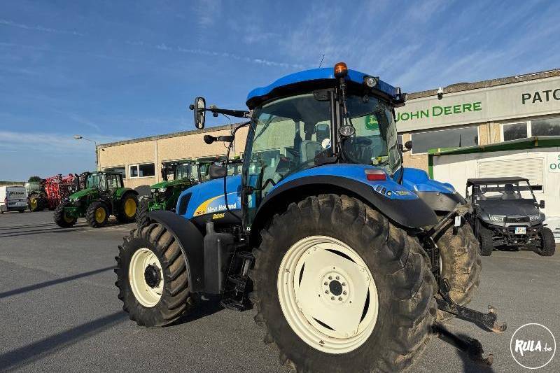 New Holland, T6030