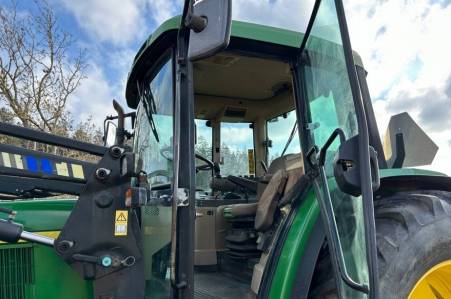 John Deere 6310 