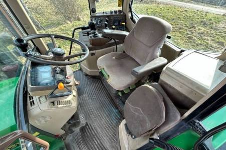 John Deere 6310 