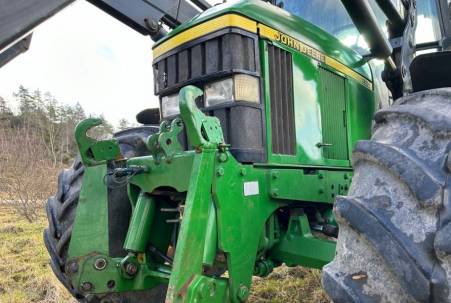John Deere 6310 