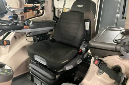 Fendt 828 Vario 