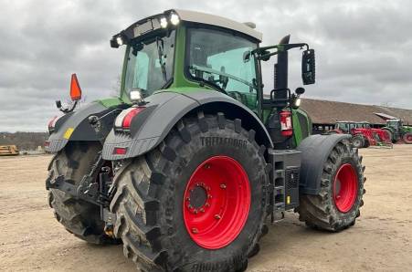 Fendt 828 Vario 