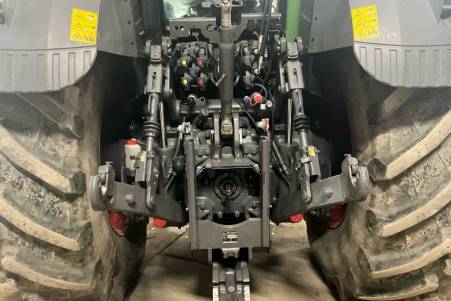 Fendt 828 Vario 