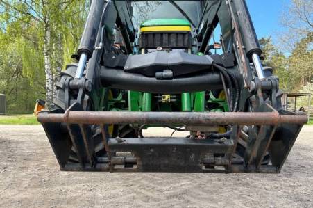 John Deere 6310 