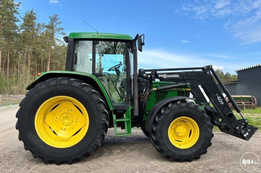 John Deere 6310 