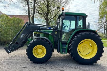 John Deere 6310 