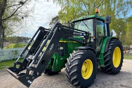 John Deere 6310 