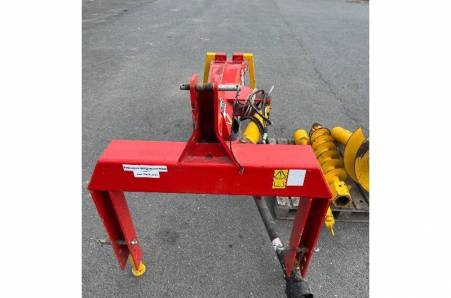 706300