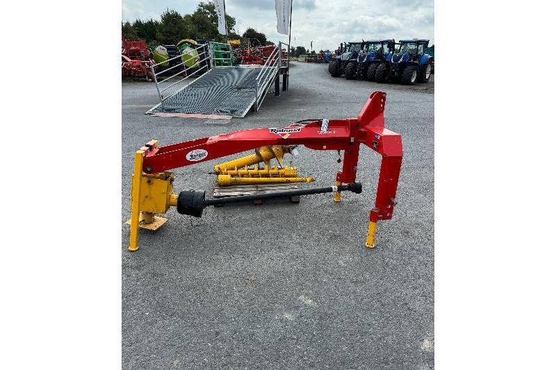 706300