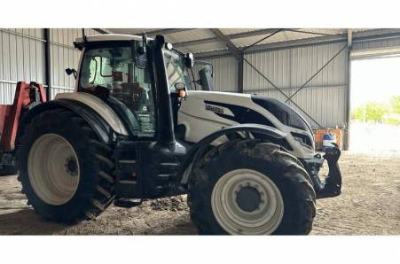 Valtra, T175
