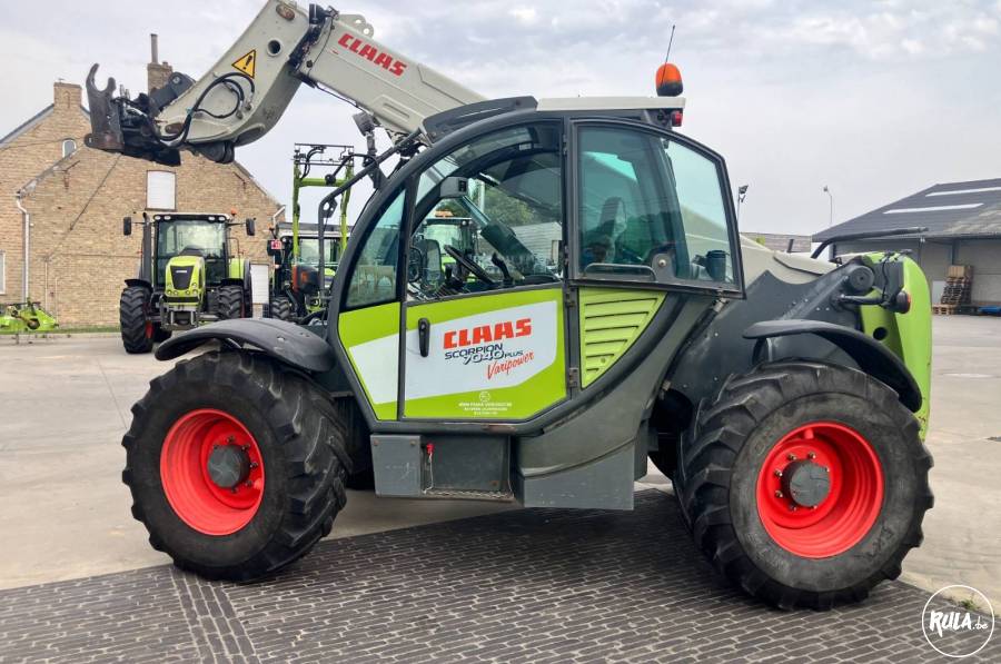 Claas Scorpion 7040 Plus Varipower 