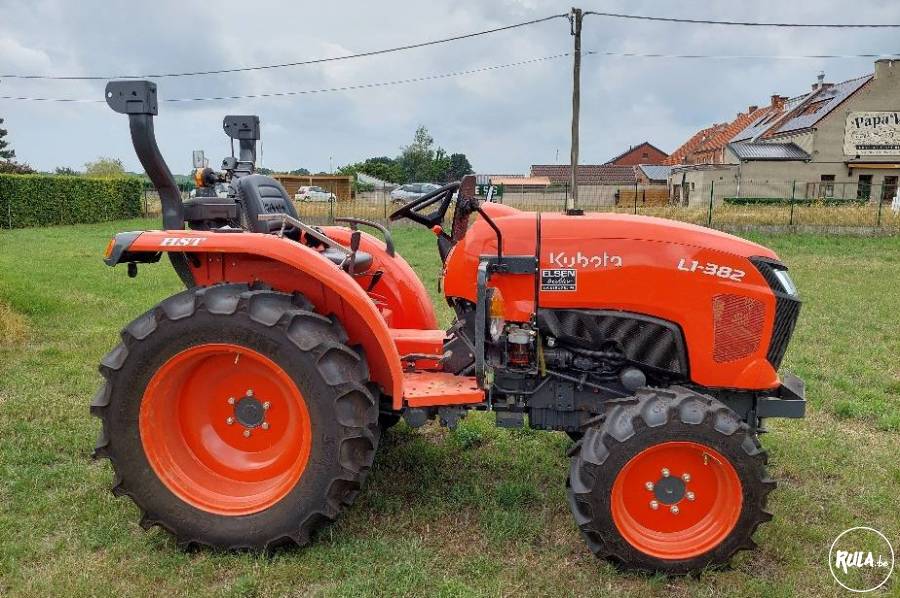 Kubota L1-382 