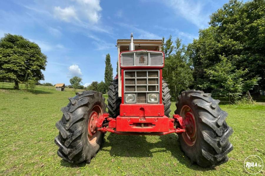 International INTER 1246 