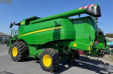 John Deere, T550
