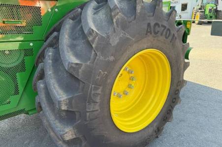 John Deere, T550