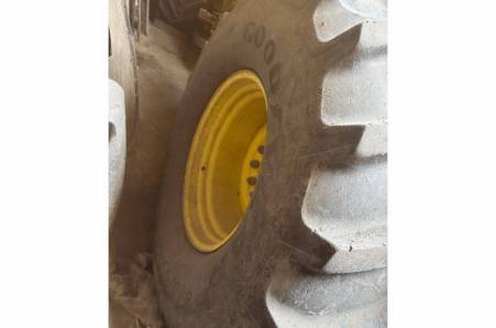 John Deere, 7400 4RM
